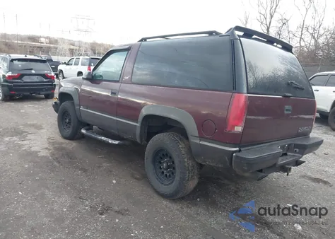 1994 Chevrolet Blazer K1500 из США, поврежденный, VIN 1GNEK18K2RJ405741